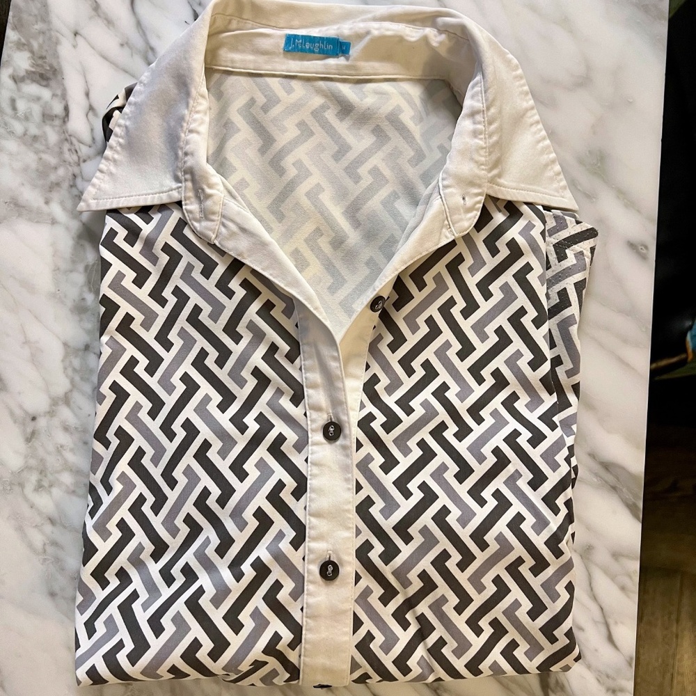 J McLaughlin stretch button up top